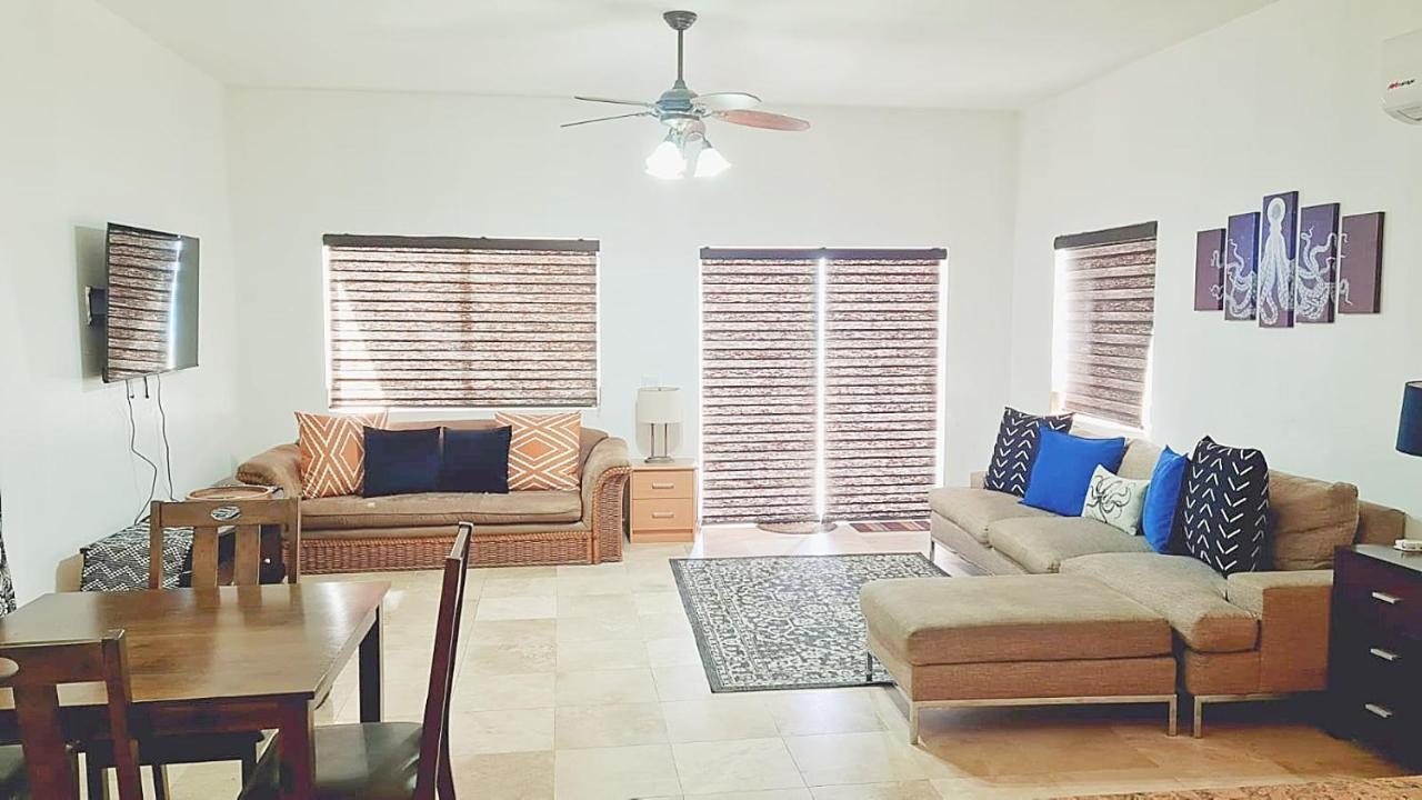 The Suites At Rocky Point 2 Экстерьер фото