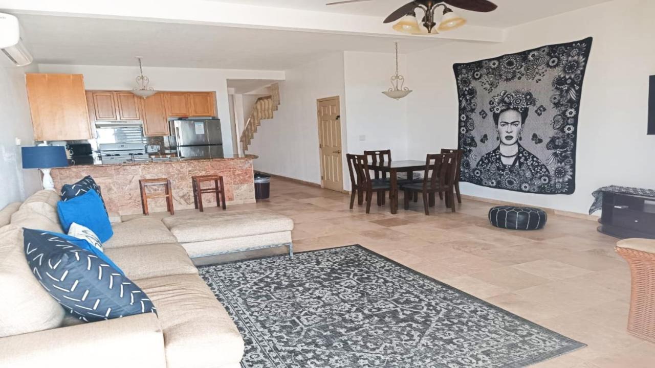The Suites At Rocky Point 2 Экстерьер фото